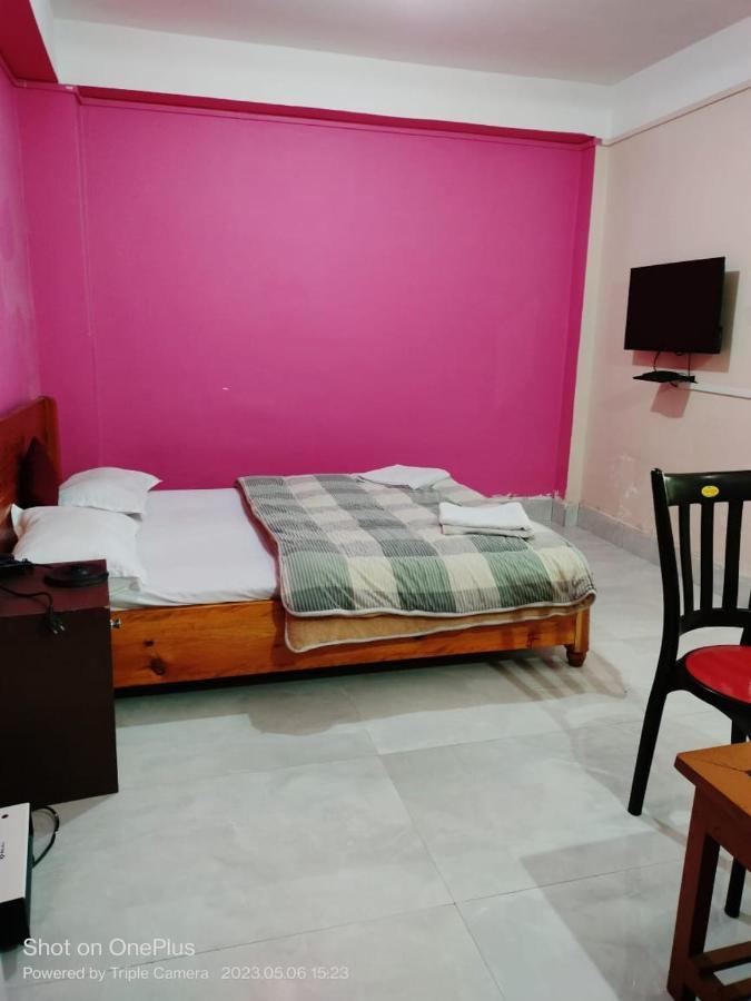 Hotel Diliphu Bomdila 外观 照片